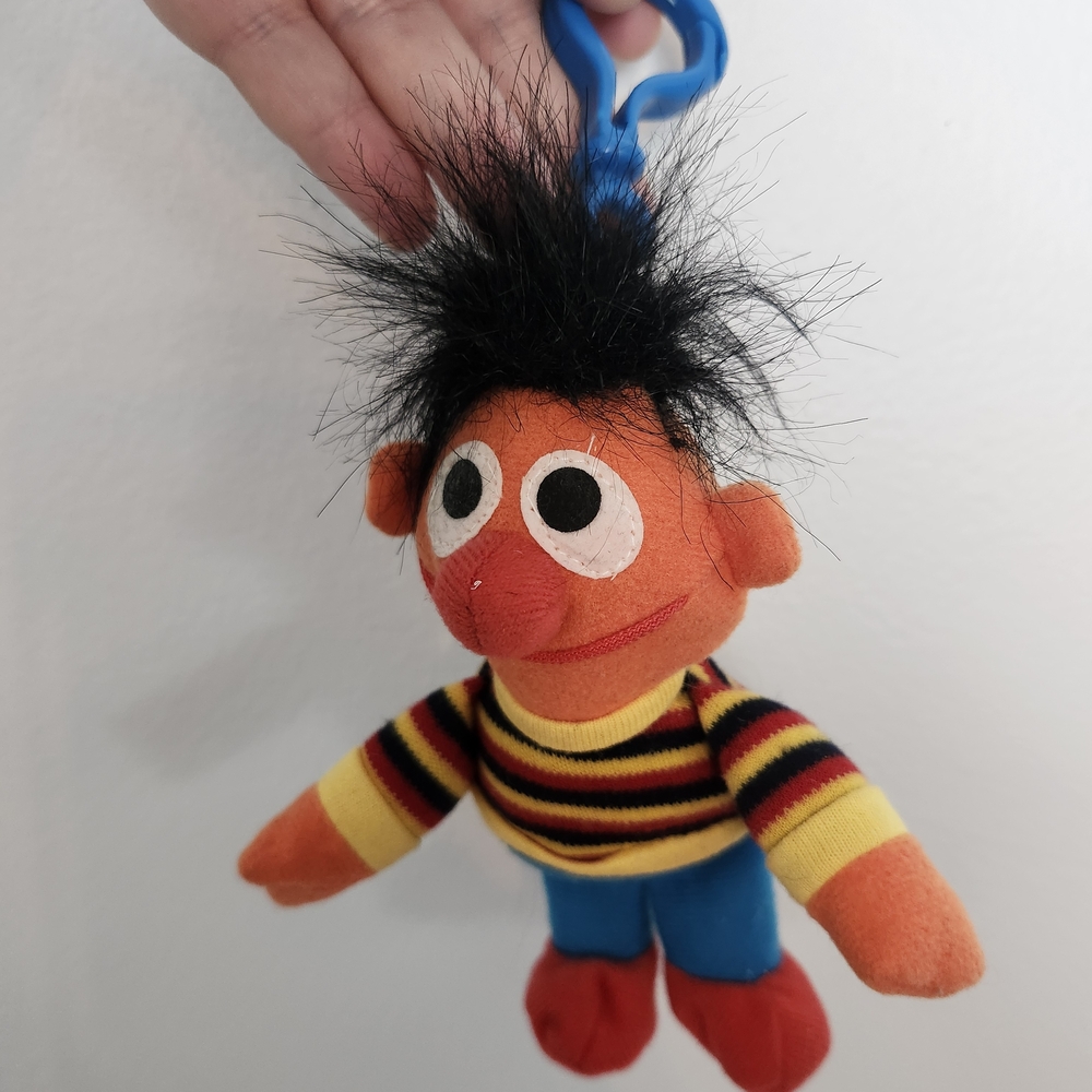 1997 SESAME STREET ERNIE (VINTAGE) Keychain 9.5" Tyco Mattel Jim Henson  Plush